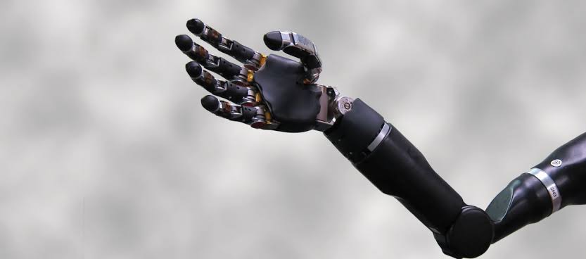 Pakistani engineers develop robotic arm controlled by brain