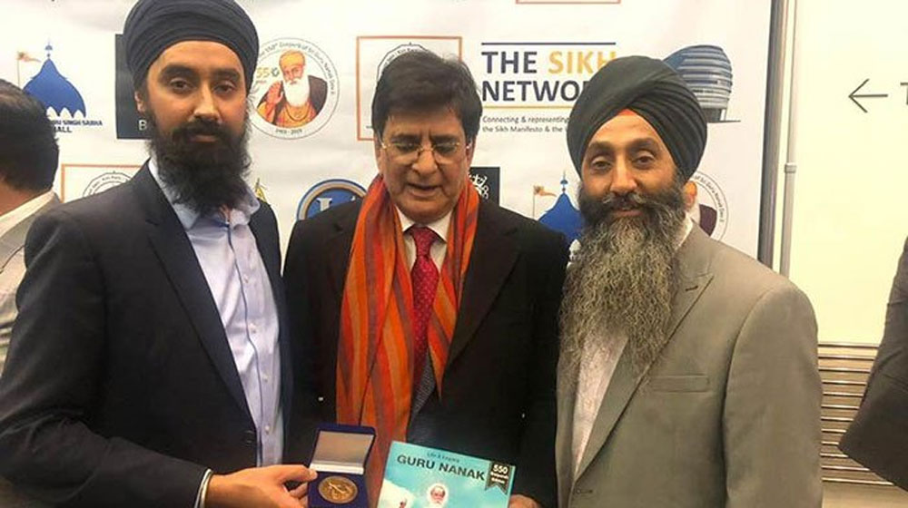 British Sikh community gives Lifetime Achievement Award to PM Khan