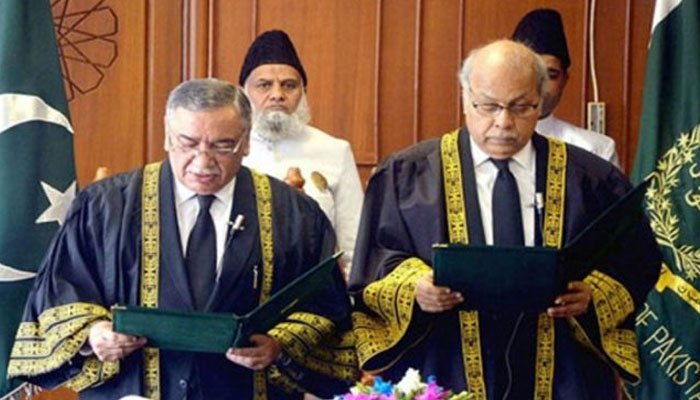 President Alvi approves Justice Gulzar Ahmed's appointment as new CJP
