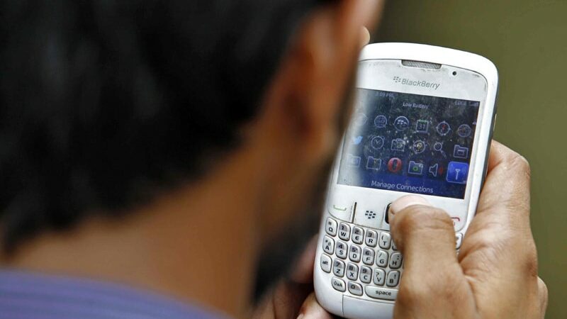 Bangladesh shuts mobile network along India border