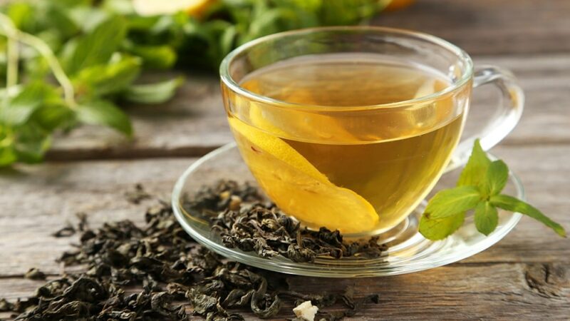 Drinking green tea can make you live longer: study