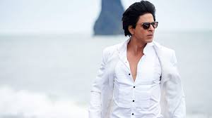 Shahrukh Khan's statement of having no religion in his house elicits mixed reviews on Twitter