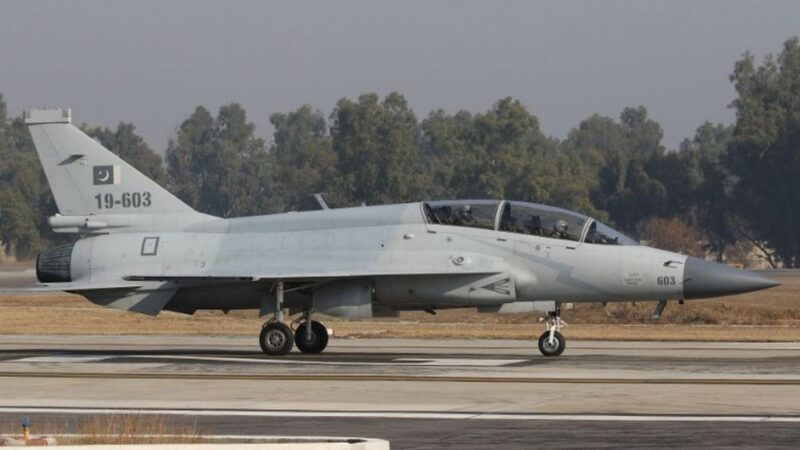 Pakistan about to receive 12 JF-17B fighter jets