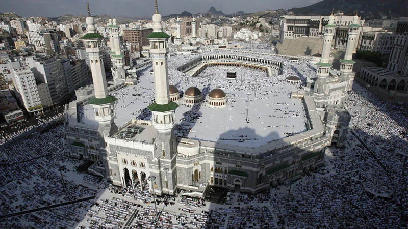 Umrah pilgrimage to resume from October 4th in phases
