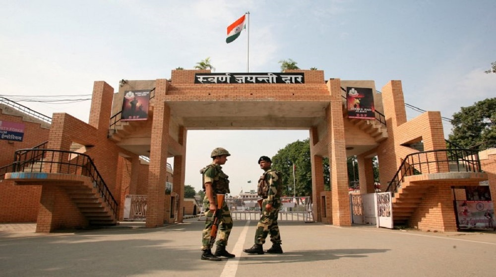 Indian army refuses entry to Indian sports journalists returning from Pakistan