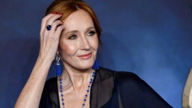 J.K. Rowling fully recovered from coronavirus symptoms