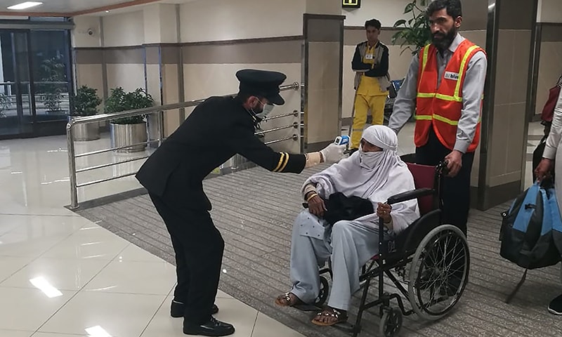 100 passengers from Abu Dhabi test coronavirus positive in Islamabad