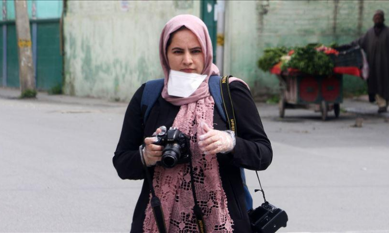 Kashmiri photojournalist wins 2020 Peter Mackler Award