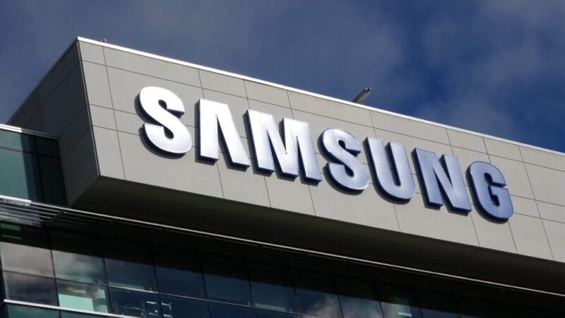 Samsung mobile phone assembly plant in Pakistan
