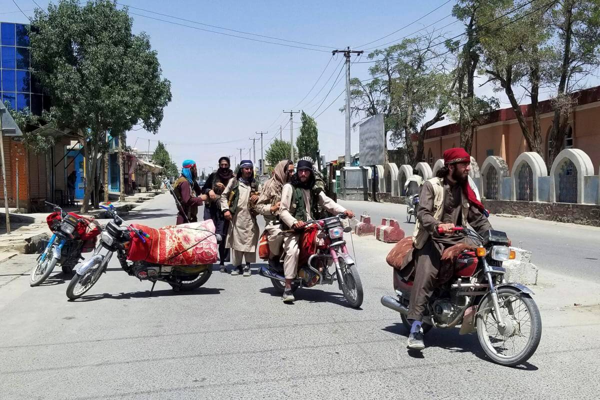 Taliban moves toward Afghan capital after taking Ghazni city