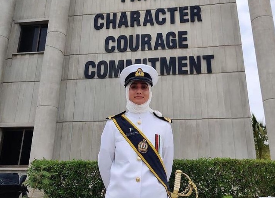 Fatima Changezi is first female naval officer to join Navy from Gilgit