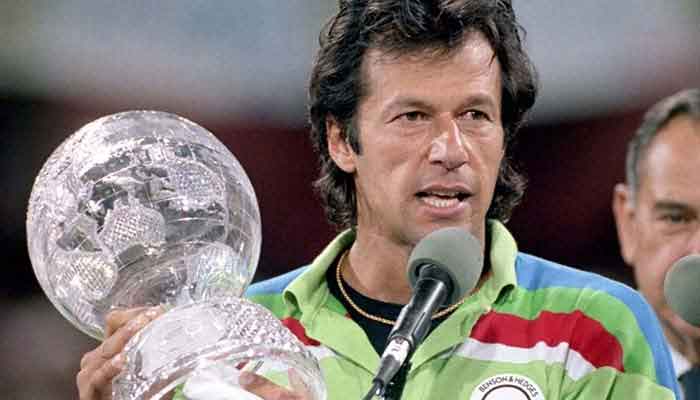 PM Imran Khan wins International Sports Personality Award in Dubai