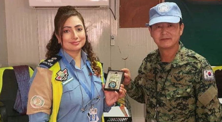 Pakistan’s female traffic warden wins best performance Award in UN mission