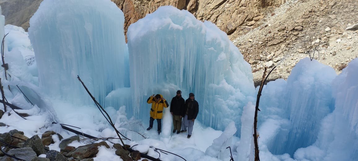 Gilgit-Baltistan locals build artificial glaciers to freeze, store water