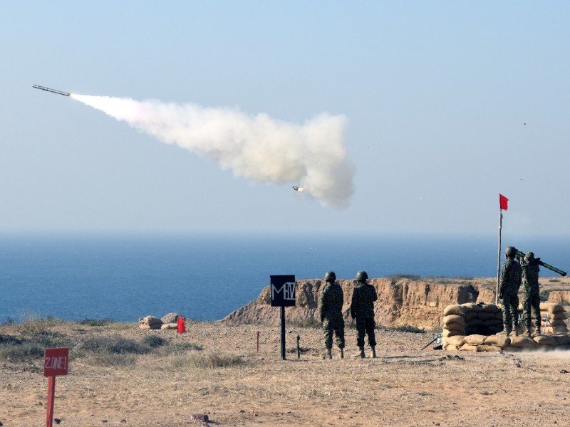 Pakistan Navy successfully test fires surface-to-air missile
