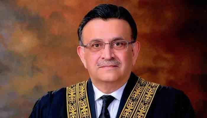 Votes of dissidents should not be counted to end the scourge of shifting loyalties: CJP