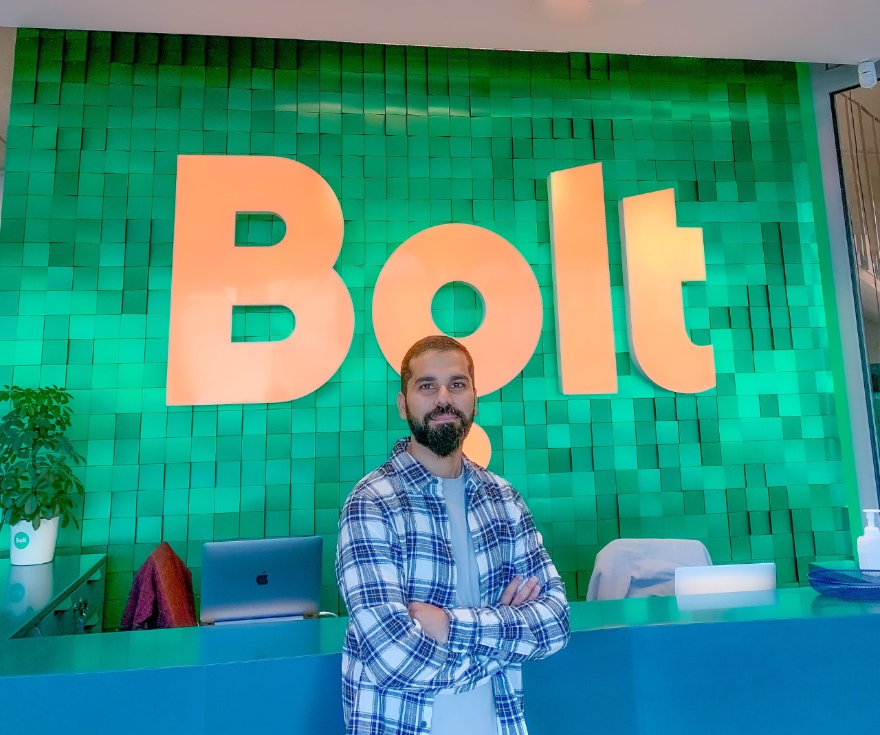 From selling Eid cards to becoming first Pakistani to head Customer Support at European giant, Bolt- meet Jahanzeb