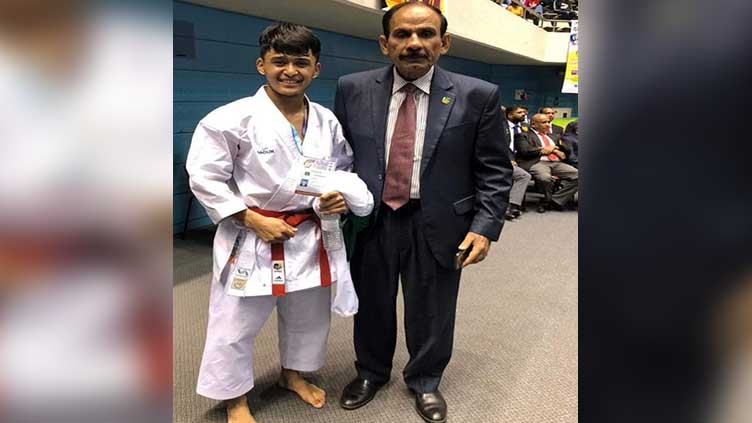 Pakistan’s Irshad Ali defeats Indian opponent to clinch gold medal in South Asian Karate Championship